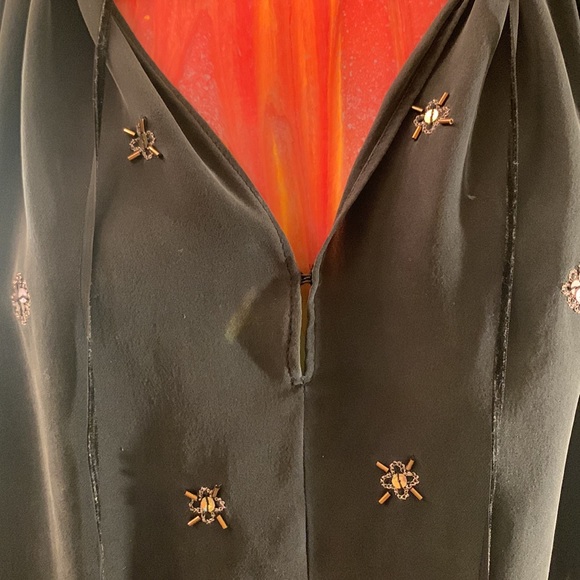 EXPRESS Low Neckline Silk Top - Picture 10 of 11